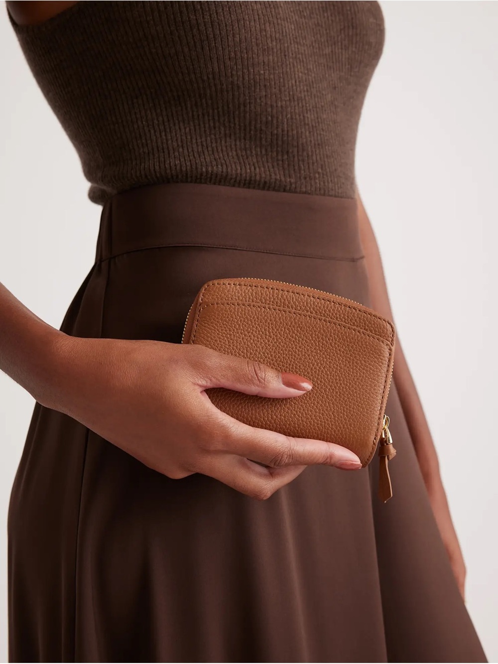 Quince Italian Pebbled Leather Compact Wallet - Picture 1 of 7